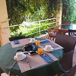 Quinta Da Moura Casa-de-campo * 타비라