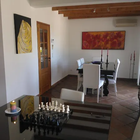 Quinta Da Moura Casa-de-campo * 塔维拉