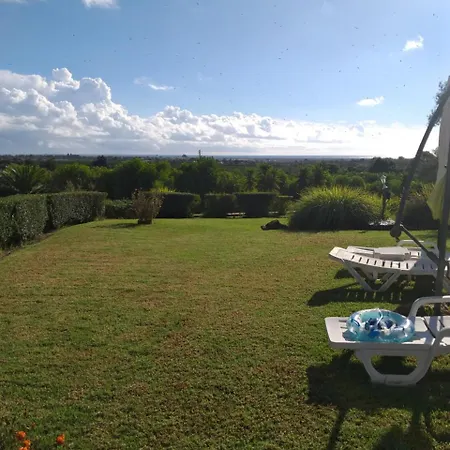 Quinta Da Moura Casa-de-campo * 塔维拉