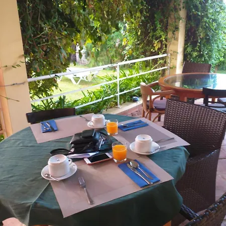 Quinta Da Moura Casa-de-campo * טאווירה